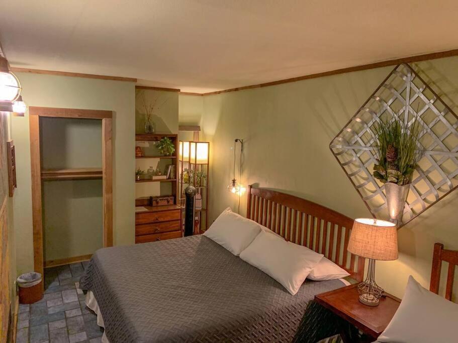 The River Haven - Sleeps 32 - On Guadalupe River Seguin Exterior foto