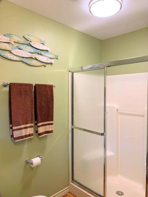 The River Haven - Sleeps 32 - On Guadalupe River Seguin Exterior foto
