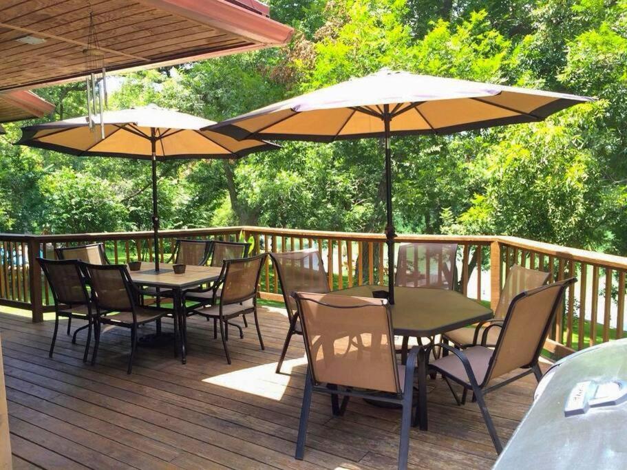 The River Haven - Sleeps 32 - On Guadalupe River Seguin Exterior foto